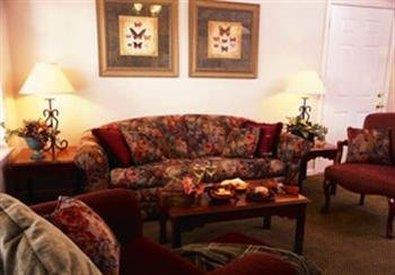 Carriage Place Hotel