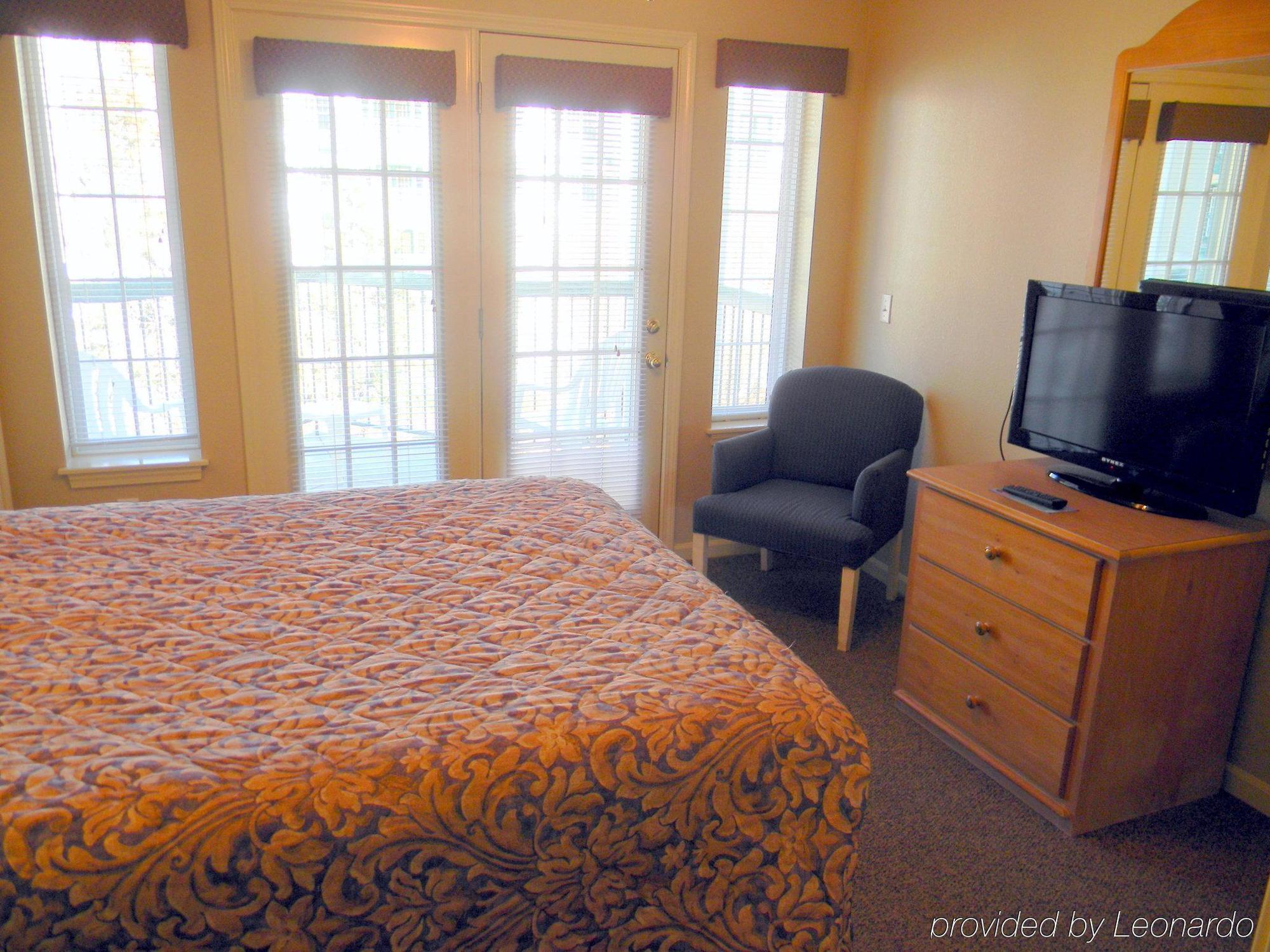 Carriage Place Hotel 2*