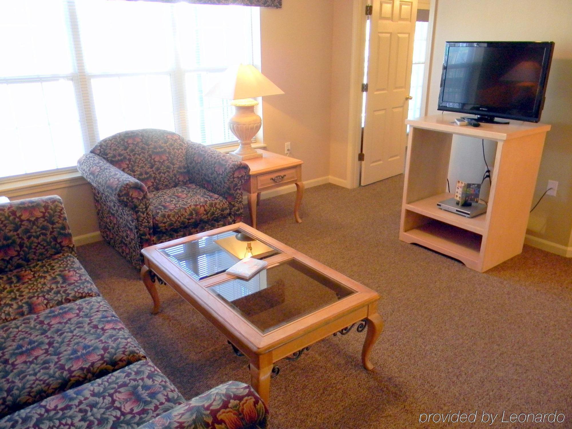 Carriage Place Hotel