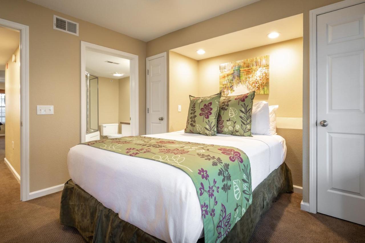 Hotel Carriage Place 2*