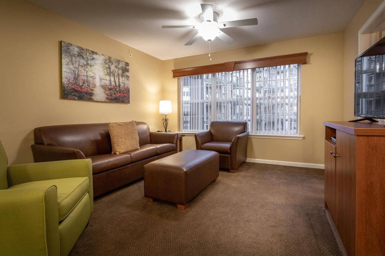 Carriage Place 2* Branson